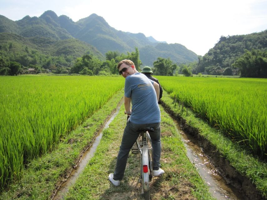 From Hanoi: Mai Chau Valley & Hill Tribes 2-Day Trek Tour - Day Two: 2km Cycling, Then Trekking to Na Meo, Na Mo, and Xam Pa