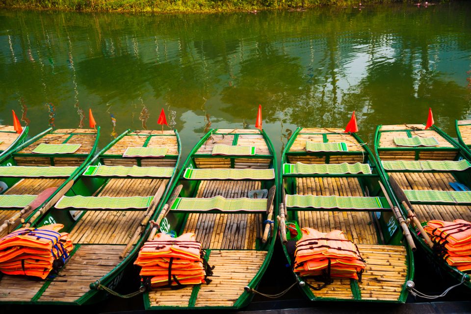 From Hanoi: Mua Cave - Tam Coc Full Day Tour - Biking around Tam Coc and toward Bich Dong Pagoda