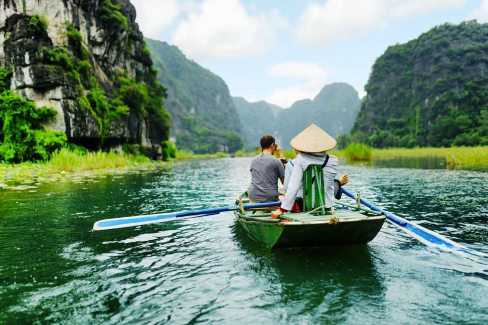 From Hanoi: Mua Cave - Tam Coc Full Day Tour - Tam Coc sampan boat: three caves and a slow river drift