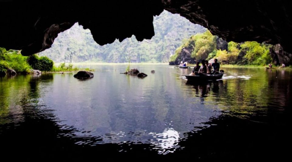 From Hanoi: Mua Cave - Tam Coc Full Day Tour - Mua Cave: climb for the miniature Great Wall views