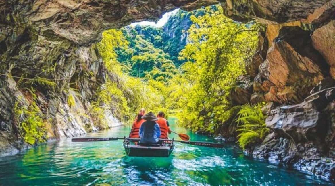 From Hanoi: Ninh Binh Bai Dinh & Trang An & Mua Caves - Hang Mua viewpoint and the Thung Sen lotus area
