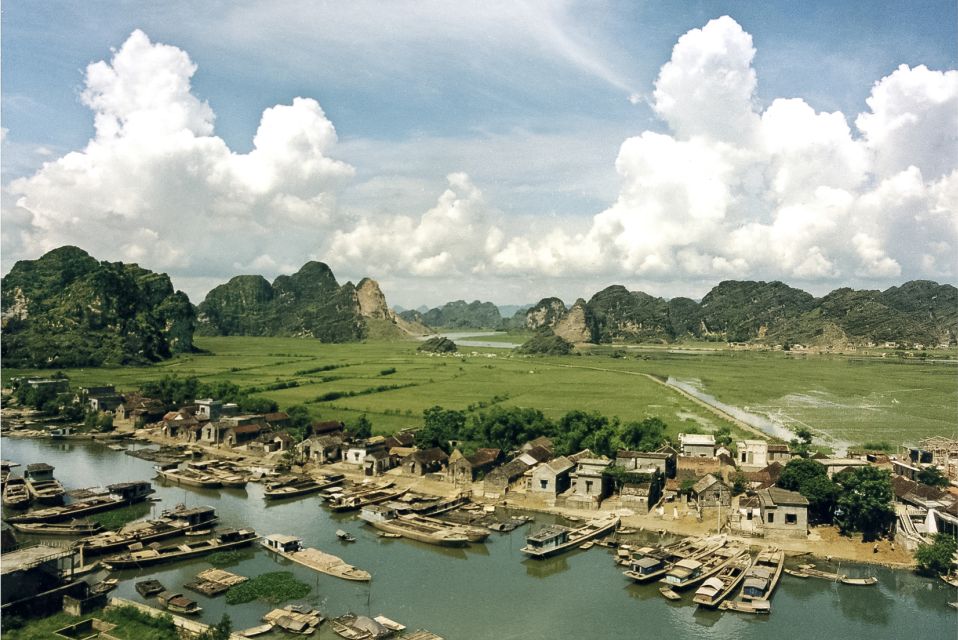 From Hanoi: Ninh Binh & Cuc Phuong National Park 2-Day Tour - Tam Coc by boat: the caves and rice fields flow best slowly