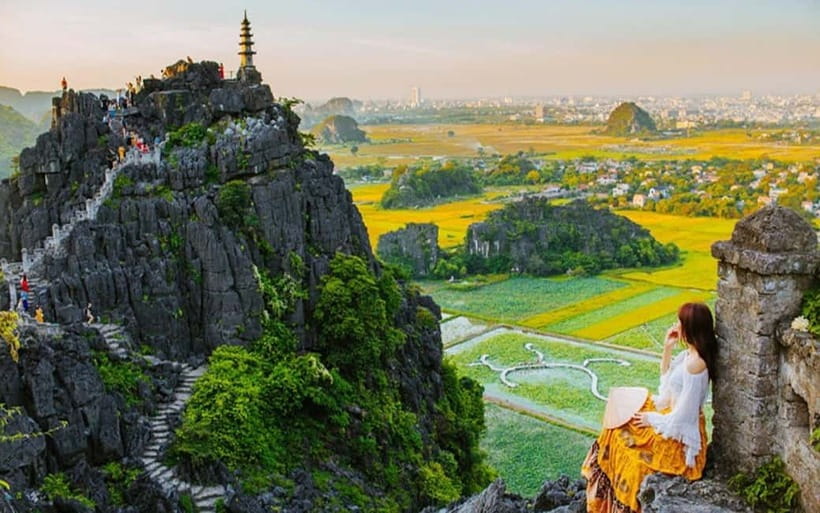 From Hanoi/NinhBinh: HoaLu-Bai Din- TrangAn- MuaCave-BichDon - Lunch and timing: how the day stays manageable