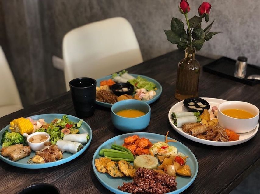 From Hanoi: Old Quarter Vegetarian Food Tour - Pace, group type, and how long you’ll actually be out