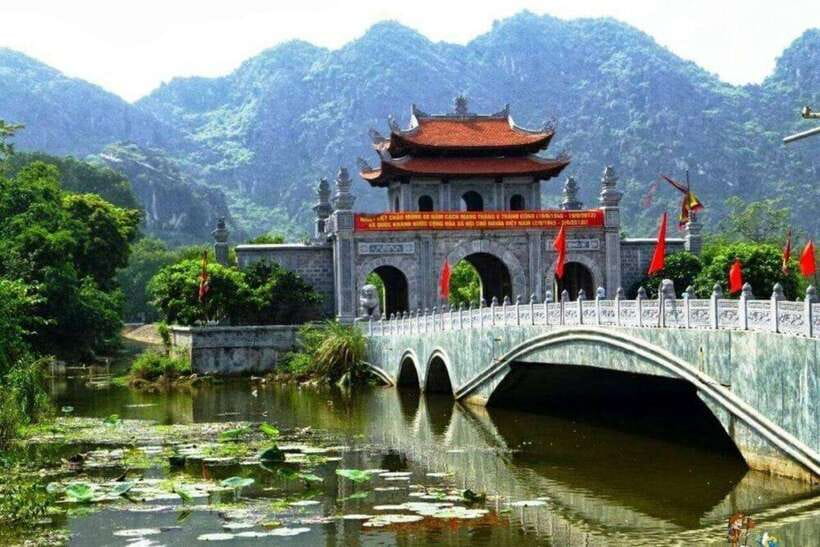 From Hanoi: Quang Phu Cau Incense Village & Ninh Binh Tour - Key things that make this tour worth your time