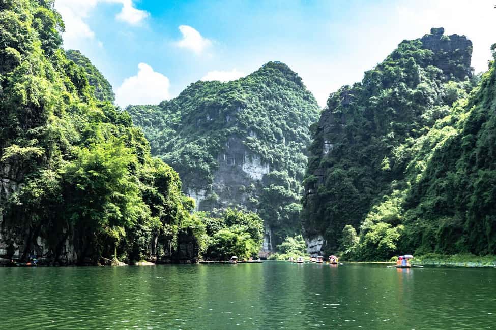 From Hanoi: Visit Hoa Lu & Trang An or Tam Coc & Mua Caves - Price and Value: Is $39 Per Person Worth It?