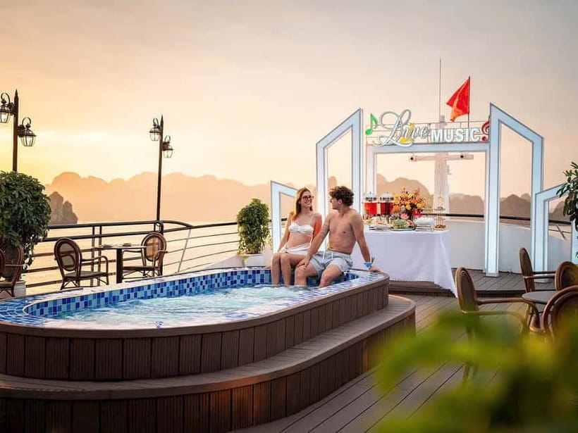 From Hanoi:Ha Long Bay Day Tour w/ Thien Cung Cave& Kayaking - Ba Hang fishing village: kayaking or a bamboo boat in calm waterways