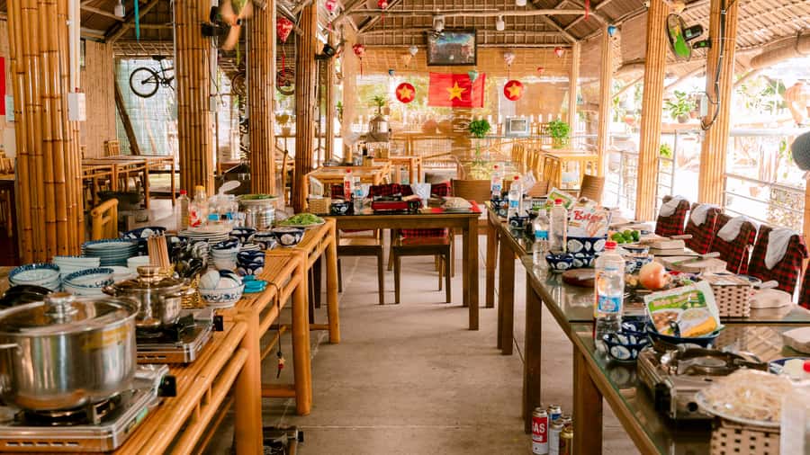 From Hoi An: Market Tour, Basket Boat Ride and Cooking Class - What You’ll Cook and Eat: Bánh Xèo, Bánh Cuốn, Phở, Chè
