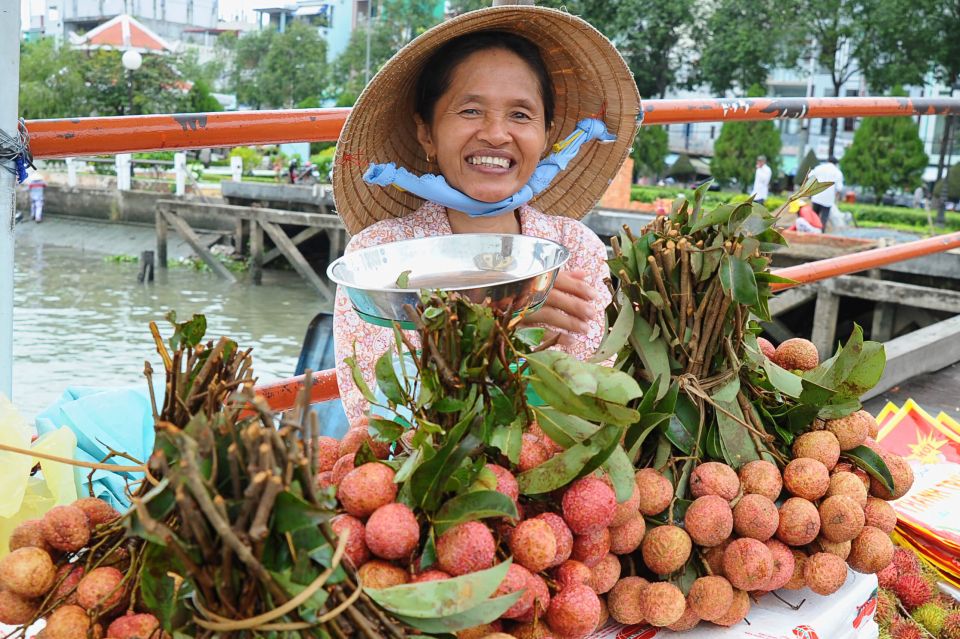 Ho Chi Minh City: Discover Mekong Delta & Coconut Village - The Big Plan: 9 Hours of Pagoda, Boats, Island Treats, and Ben Tre Coconuts