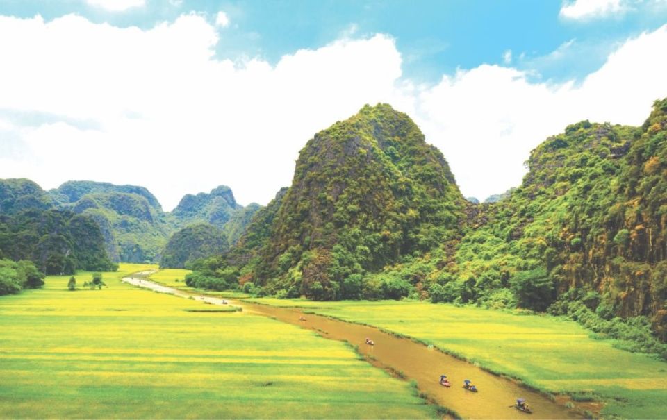 Ninh Binh - Hoa Lu - Tam Coc - Mua Caves & Buffet Lunch - Quick Reasons This Day Trip Works